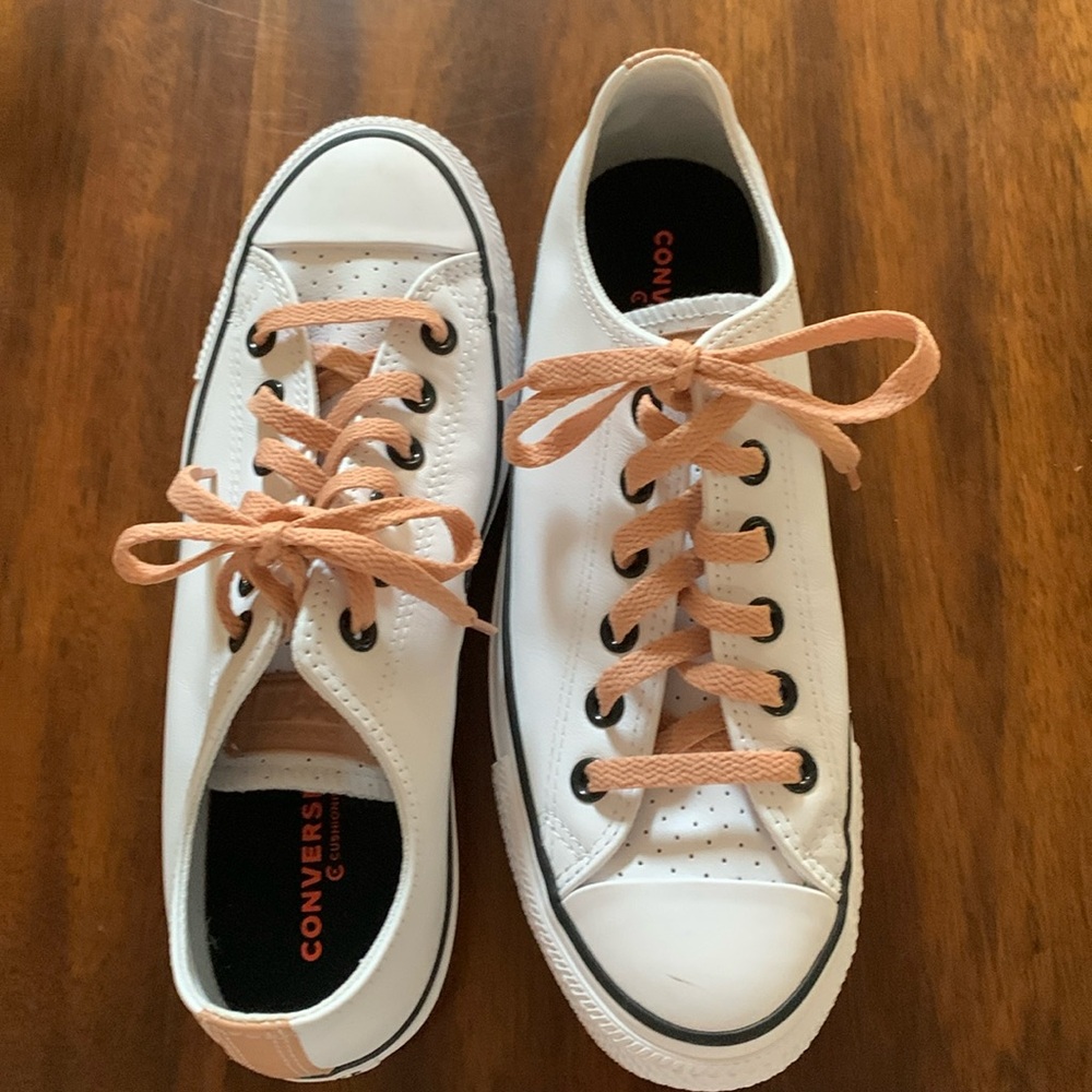 Converse leather  CTAS White. Never worn. Unisex. Men’s 6.5 women’s 8.5.